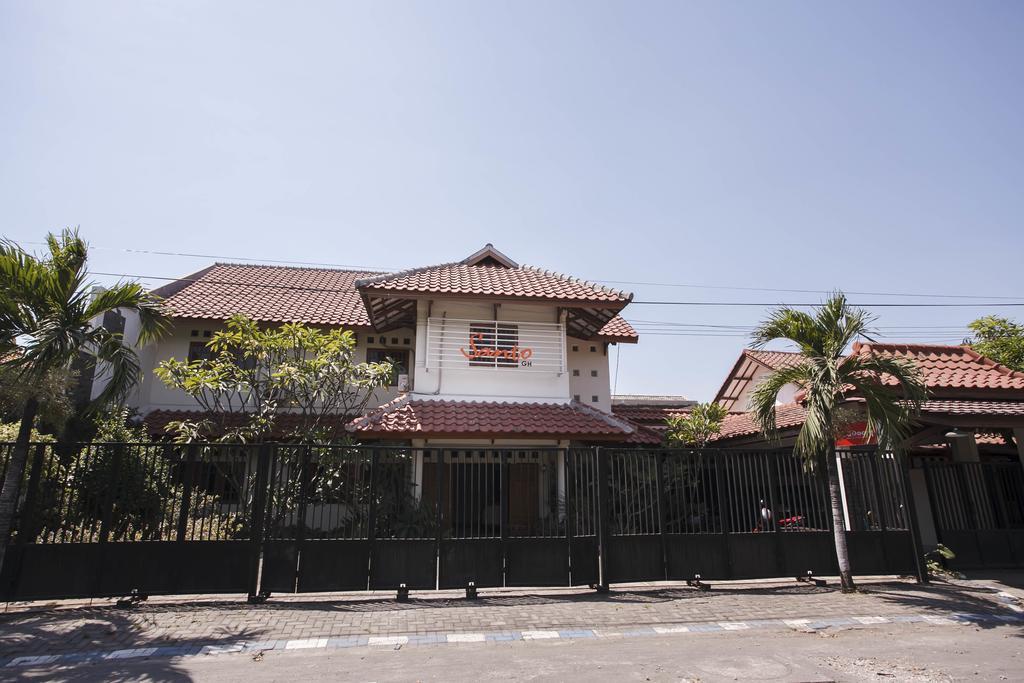 Hotel Reddoorz Near Juanda Airport T1 Surabaya Esterno foto