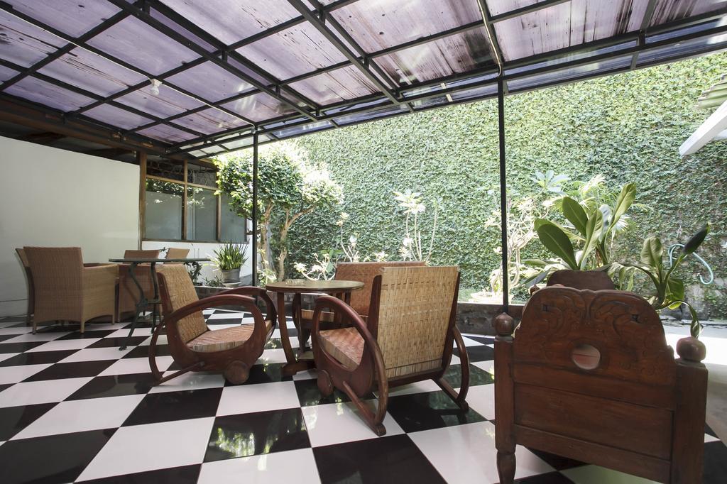 Hotel Reddoorz Near Juanda Airport T1 Brebek Esterno foto
